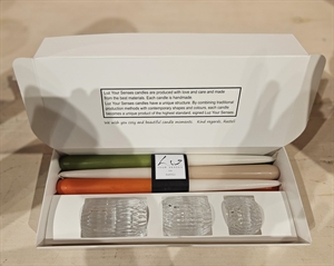 Set, 6 Spitzkerzen H30cm, 3 Glasleuchter, 2-farbig Set, 6 Spitzkerzen H30cm, 3 Glasleuchter, 2-farbig