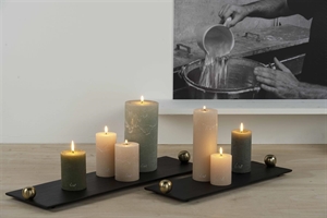 Untersetzer, Alu mit Goldriff - L46x B15m, black Untersetzer, Alu mit Goldriff - L46x B15m, black